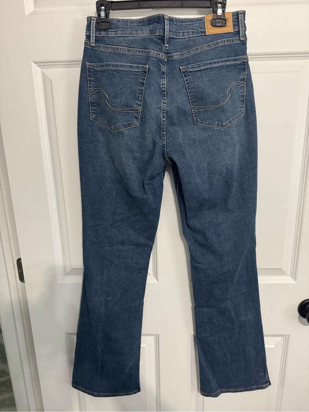 Bundle of Signature by Levi Strauss Women’s Blue Bootcut Jeans - Picture 10 of 11